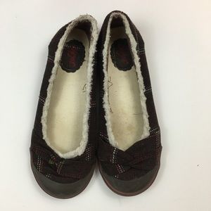 Sugar size 7 Criss Cross Brown Fuzzy Flats